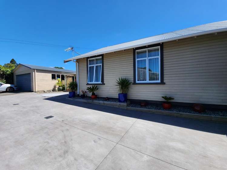 5 Holloway Road Omata_23