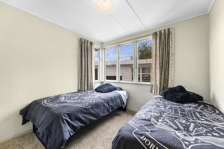 10 Thesis Street Halfway Bush_13