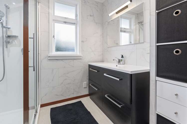 5 Featherston Street Takaro_10