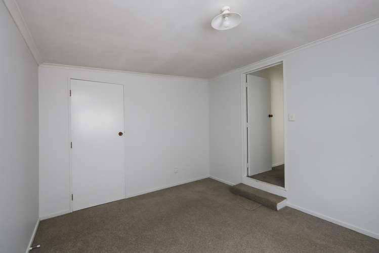 711a Whitehead Road Saint Leonards_12