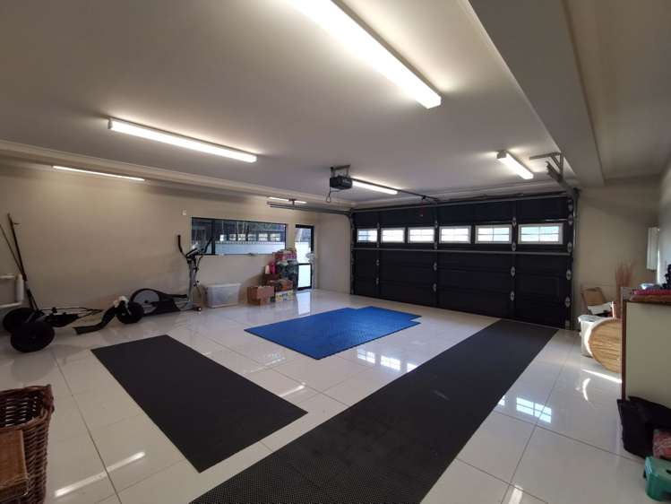 46 Waimanu Bay Drive Te Atatu Peninsula_5