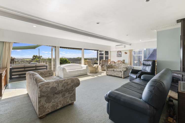 23 Bradbury Road Botany Downs_5