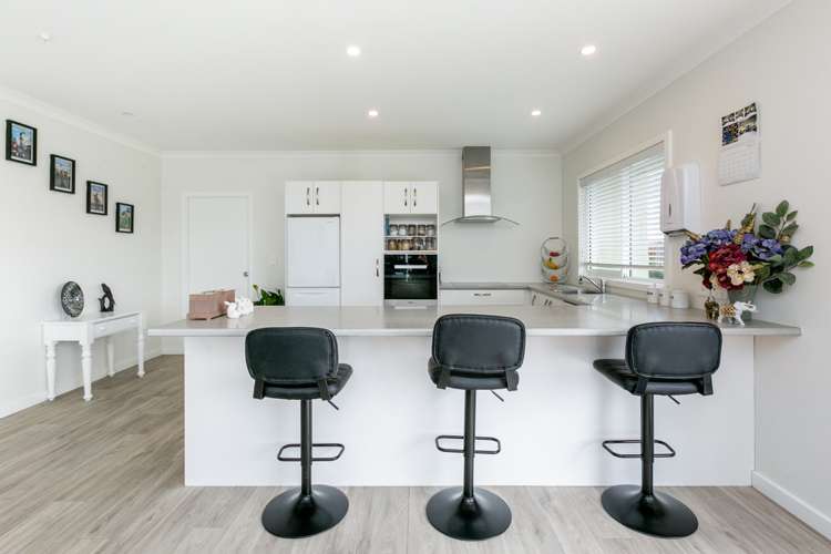 23 Aspiring Drive Poraiti_3