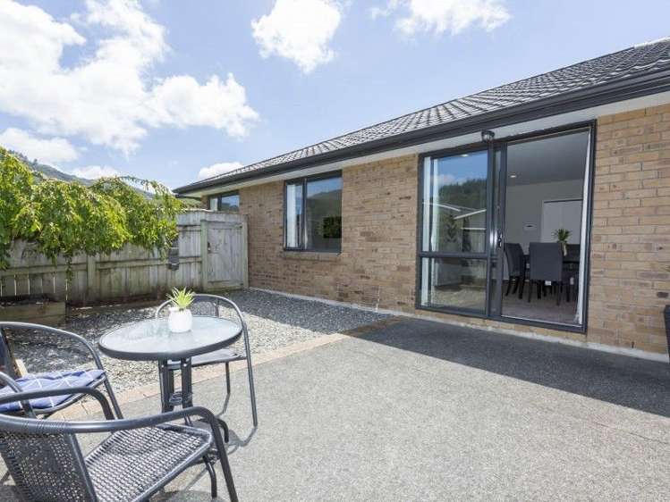 22 Garrett Place Riverstone Terraces_17