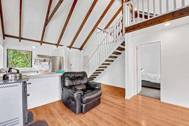 44 Beach Road Waikawa_7