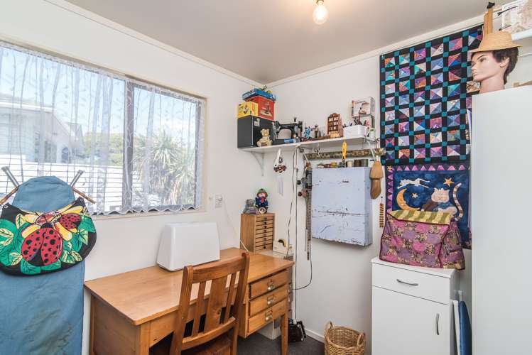 16 Nugget Grove Raumati Beach_13