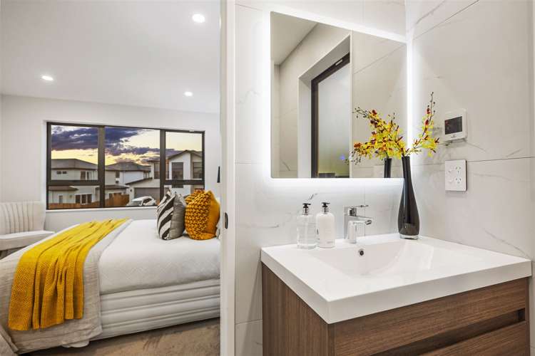 4 Whale Bay Rise Gulf Harbour_17