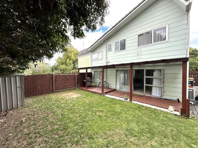 COLOURFUL AND SPACIOUS! RUMPUS ROOM INCLUDED!