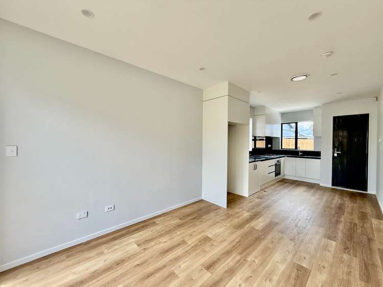 B/61 Commissariat Road Mt Wellington_1