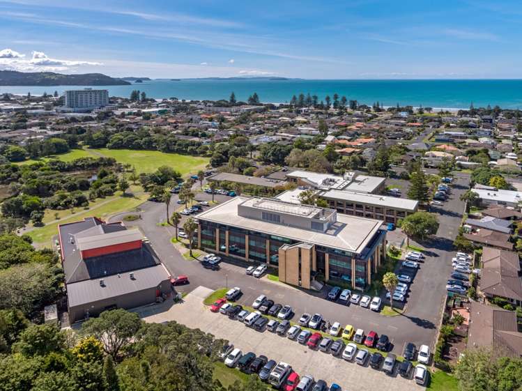 50 Centreway Road Orewa_2