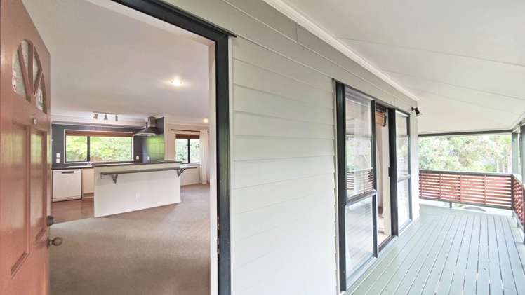 Topliss Drive Northcross_16