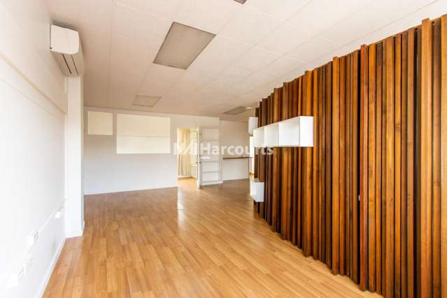 Office/404-408 Beach Road Mairangi Bay_2
