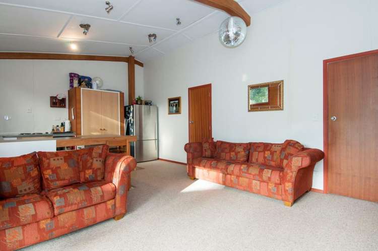 129 Windermere Drive Poike_14