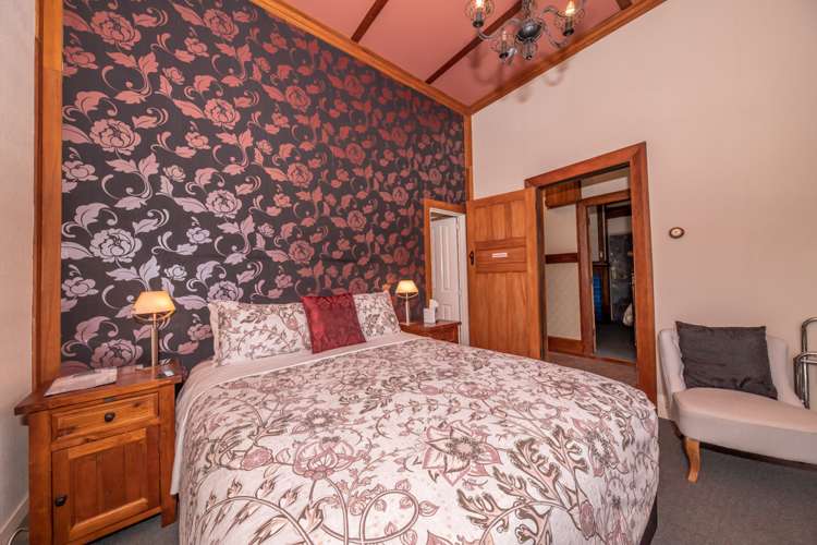 55 Broadway Reefton_11