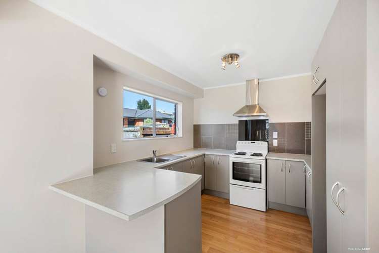2/113 Lynwood Road New Lynn_10