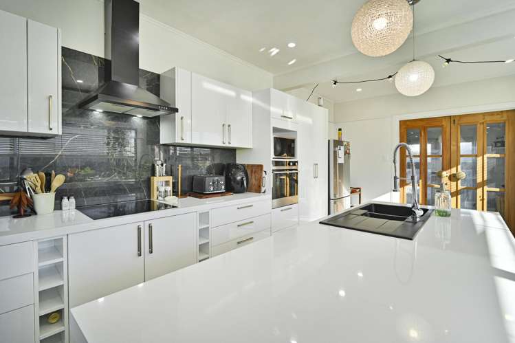 705 Massey Street Akina_4