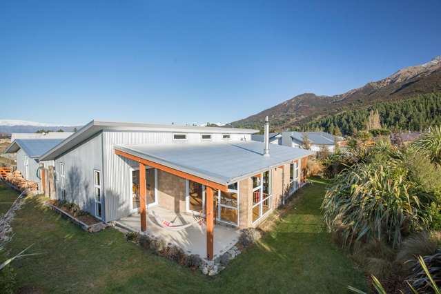 33 Hewson Crescent Lake Hawea_3