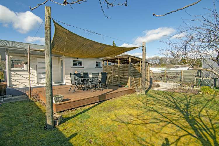 50 Eighty Eight Valley Road Wakefield_16