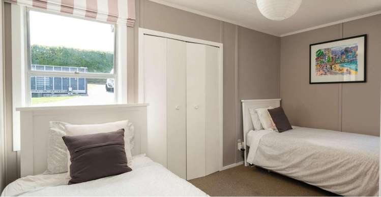 171 Lake Terrace 11201_10