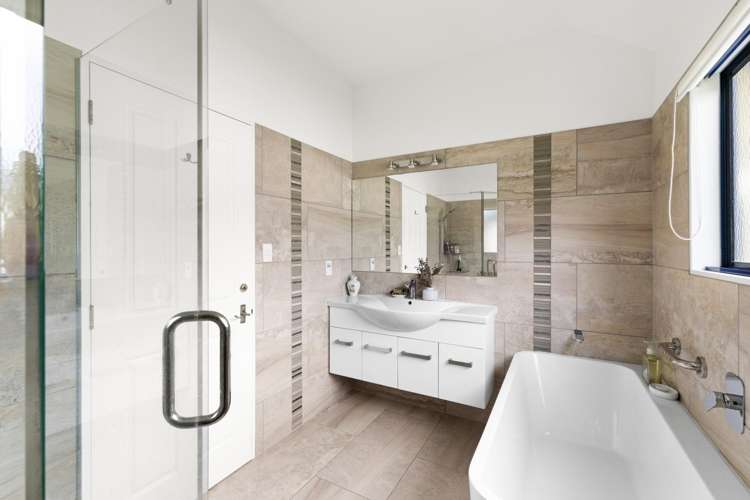 9 Kaimata Road, Pacific Heights Bay View_19