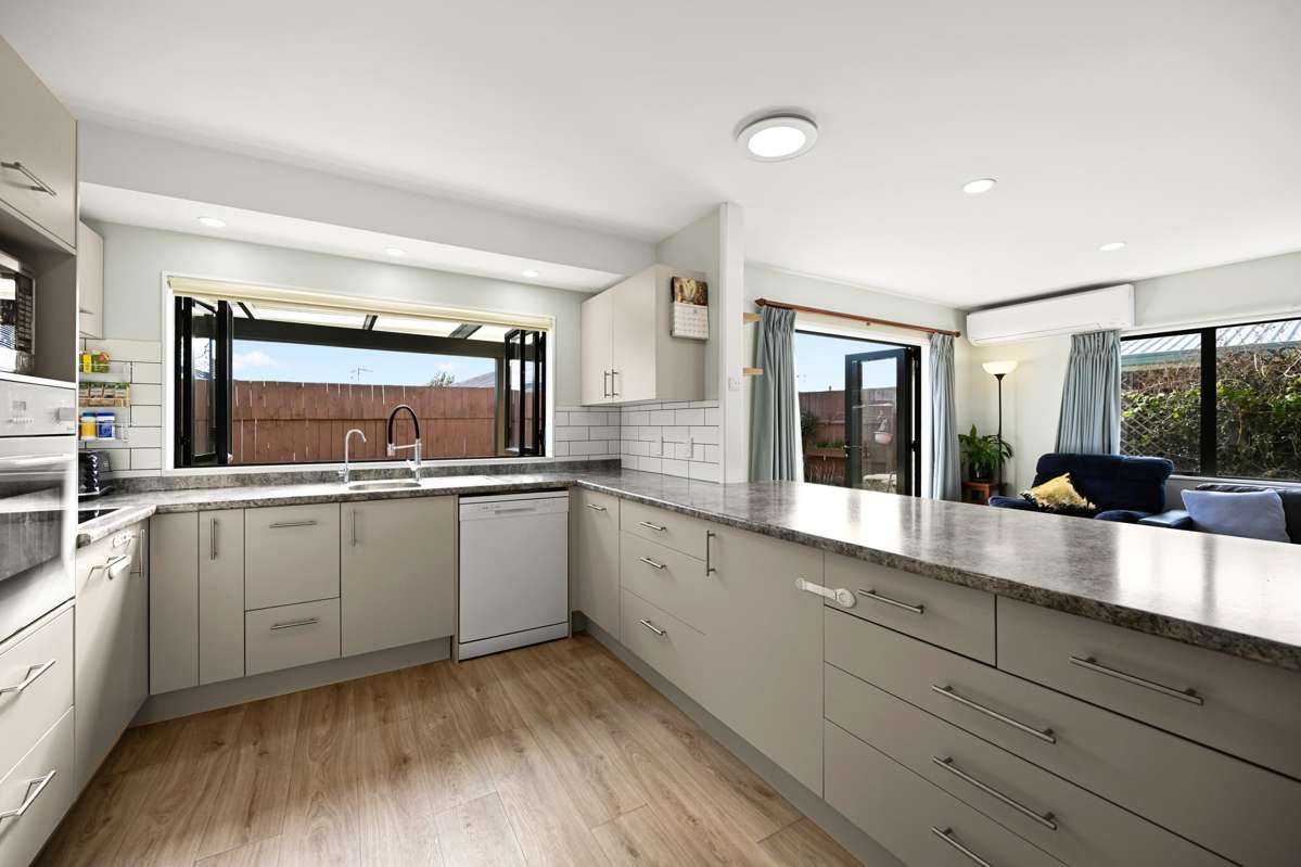 10 Metro Avenue_2