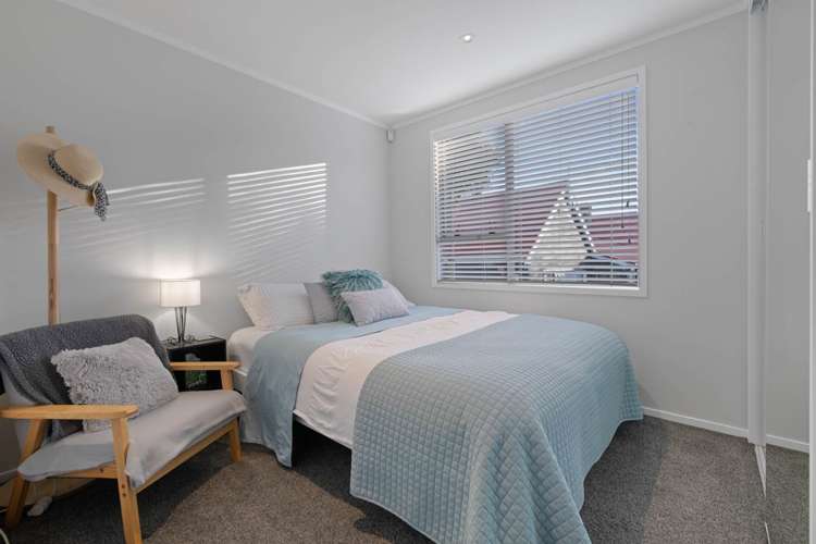 12 Luplau Crescent Cockle Bay_21