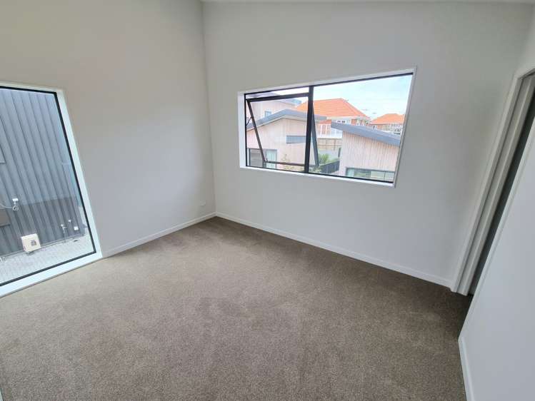 2 Matau Way Hauraki_10