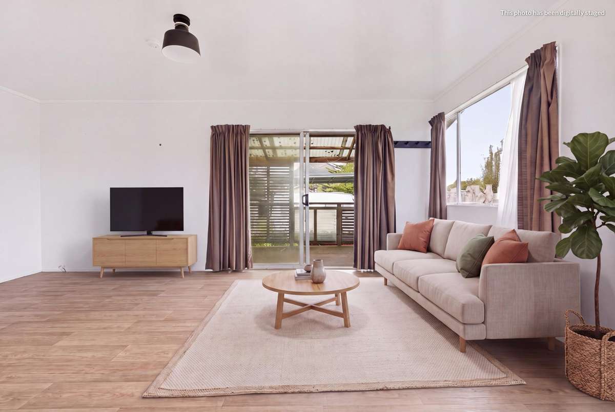 76 Takahe Road_4