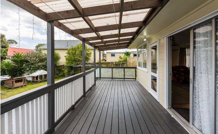 8 Celadon Place Wiri_12