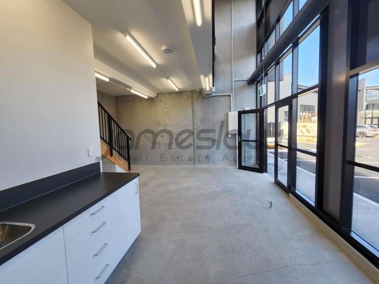 11/3 Pacific Rise Mount Wellington_8
