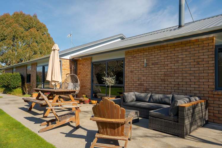 221b State Highway 2 Opaki_19