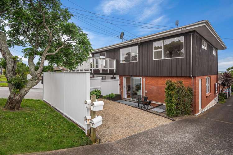 1/68 Ruawai Road Mt Wellington_17