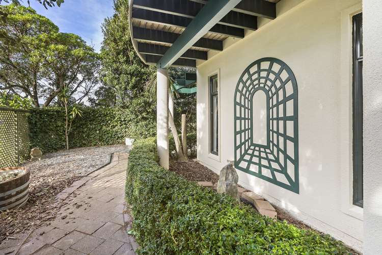 3 Birkhall Grove Strathmore Park_13