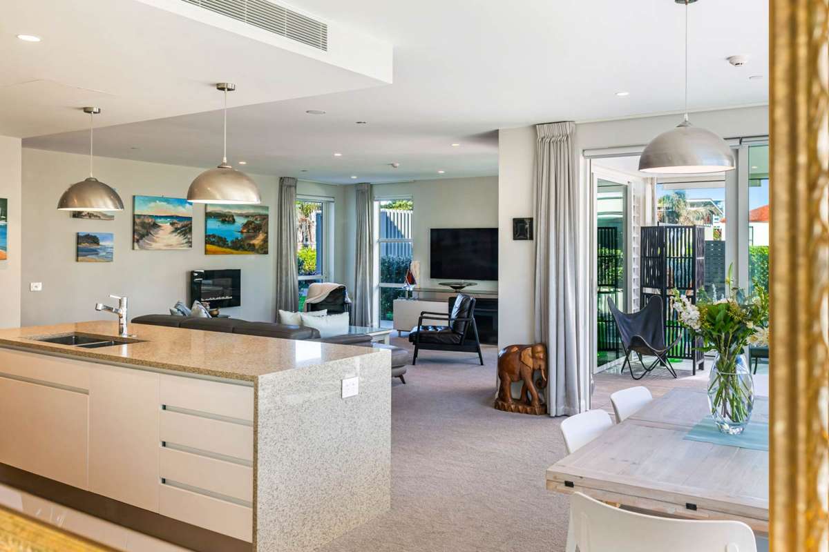 4/383 Hibiscus Coast Highway_2