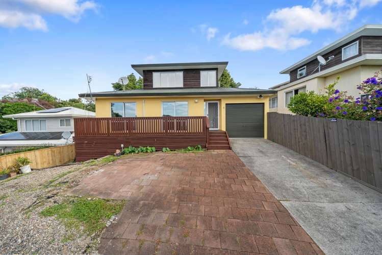 2/10 Lyell Court Clover Park_17