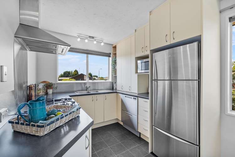 63 Keighleys Road Bromley_7