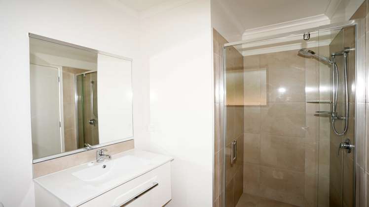 8 Lowburn Avenue Waipu_13