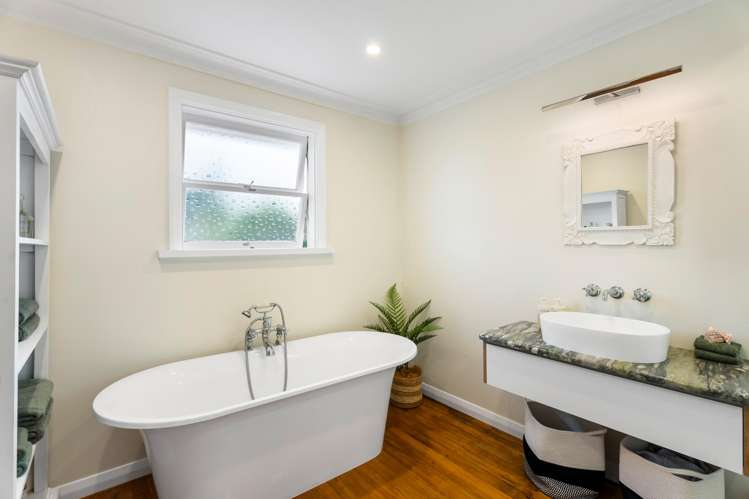 28 Glen Atkinson Street St Heliers_12