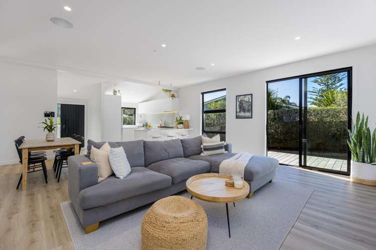 412 Leigh Road Whangateau_9