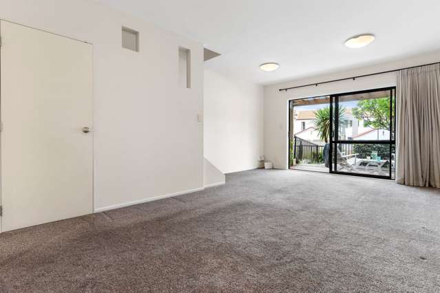 5/21 Armoy Drive East Tamaki_4