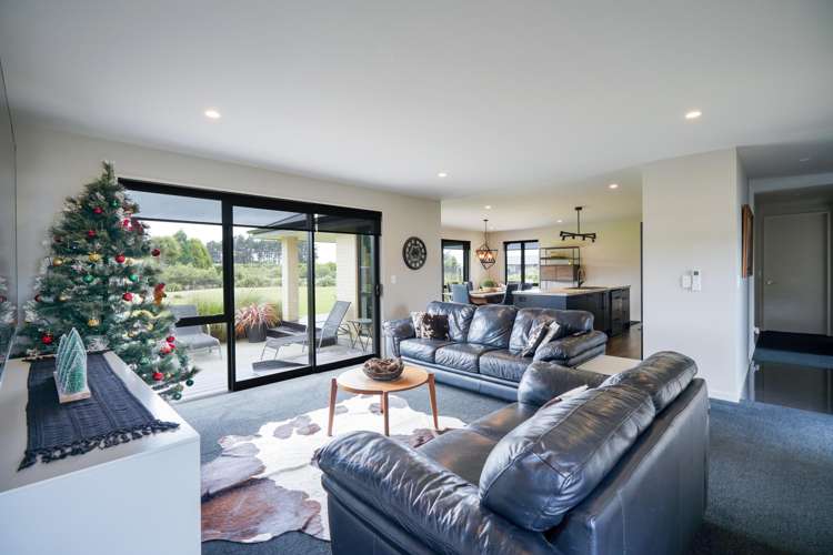 14 Kakariki Way Otatara_11