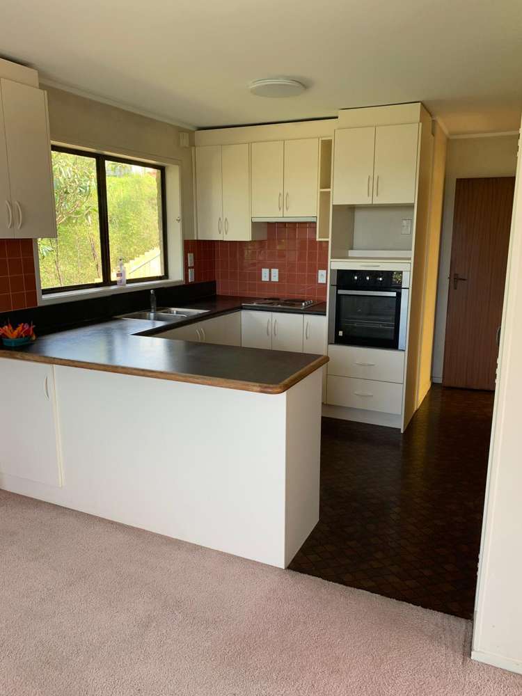 1/39 Sunset Road Totara Vale_6