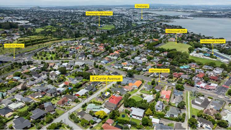 8 Currie Avenue Hillsborough_16