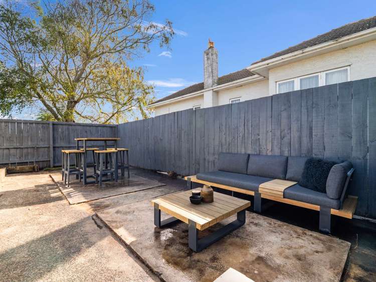 4/49 Russell Road_0