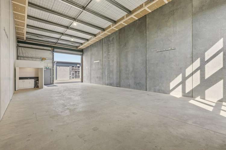 Unit 4/2 Curly McLeod Way Mt Maunganui_6