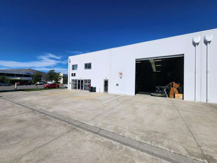 Unit 1, 22 Sonter Road Wigram_5