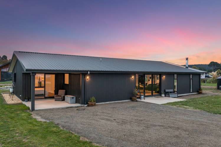 10 Otuarae Drive Taieri Mouth_20
