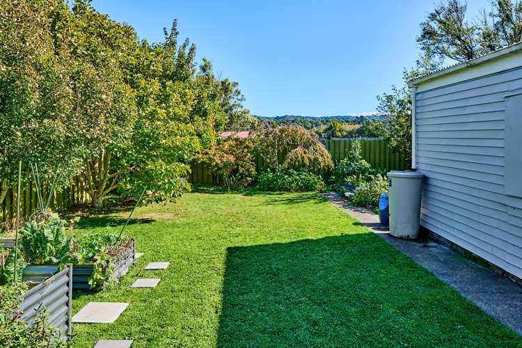 23 Frederick Street Wainuiomata_15