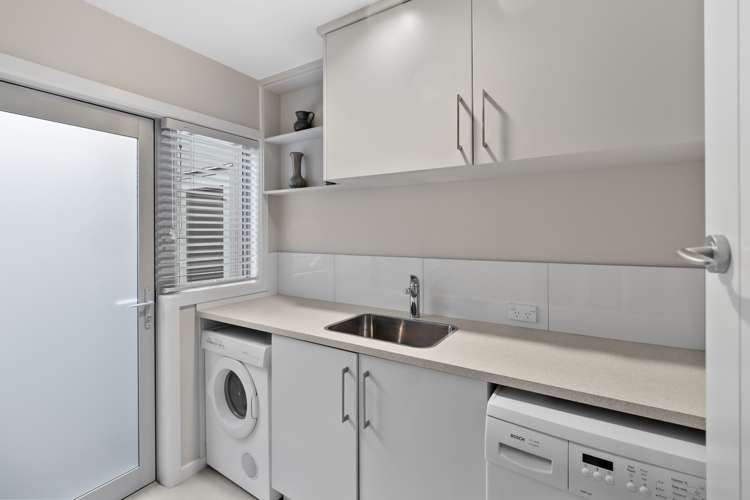 35 Comins Crescent Mission Bay_13