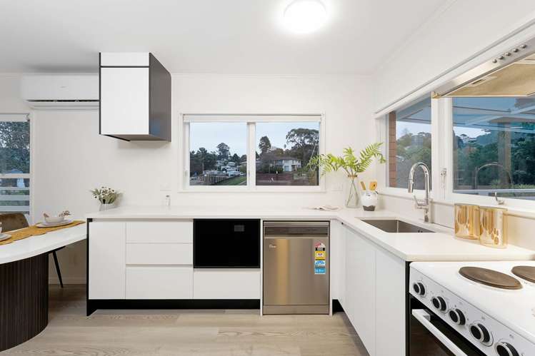 1/55 Ayton Drive Totara Vale_9